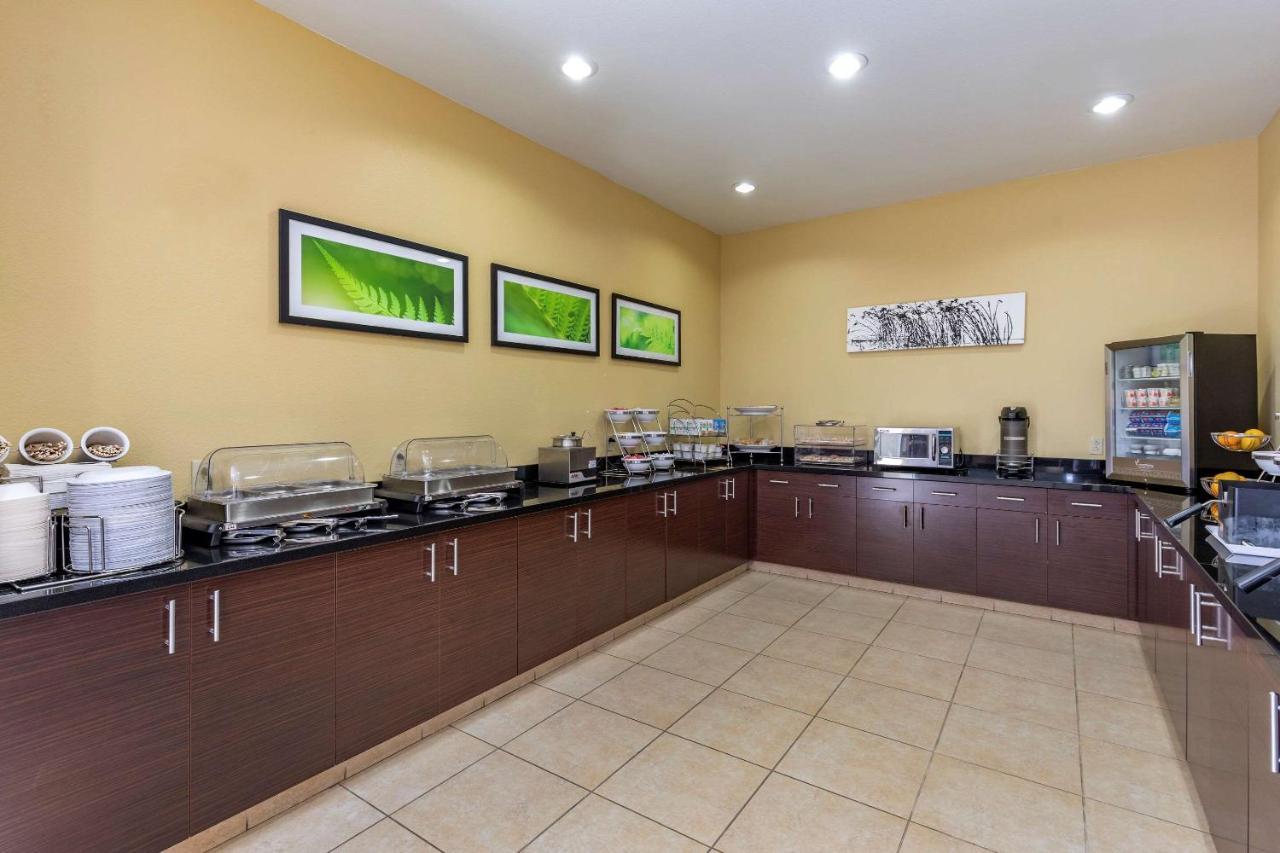 Sleep Inn&Suites Miles City Extérieur photo