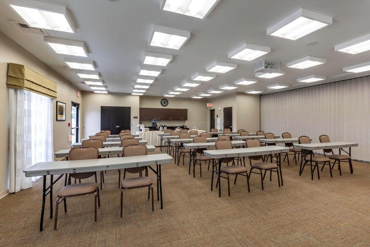 Sleep Inn&Suites Miles City Extérieur photo