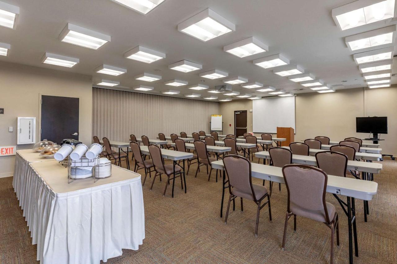 Sleep Inn&Suites Miles City Extérieur photo